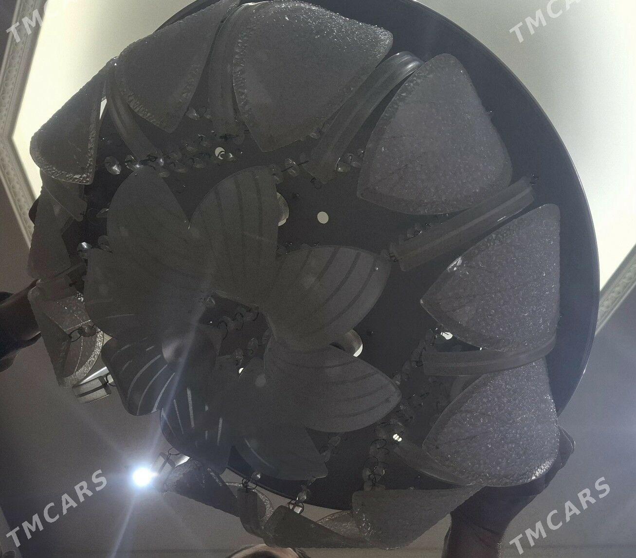 Люстры 2 саны - Мир 1 - img 1