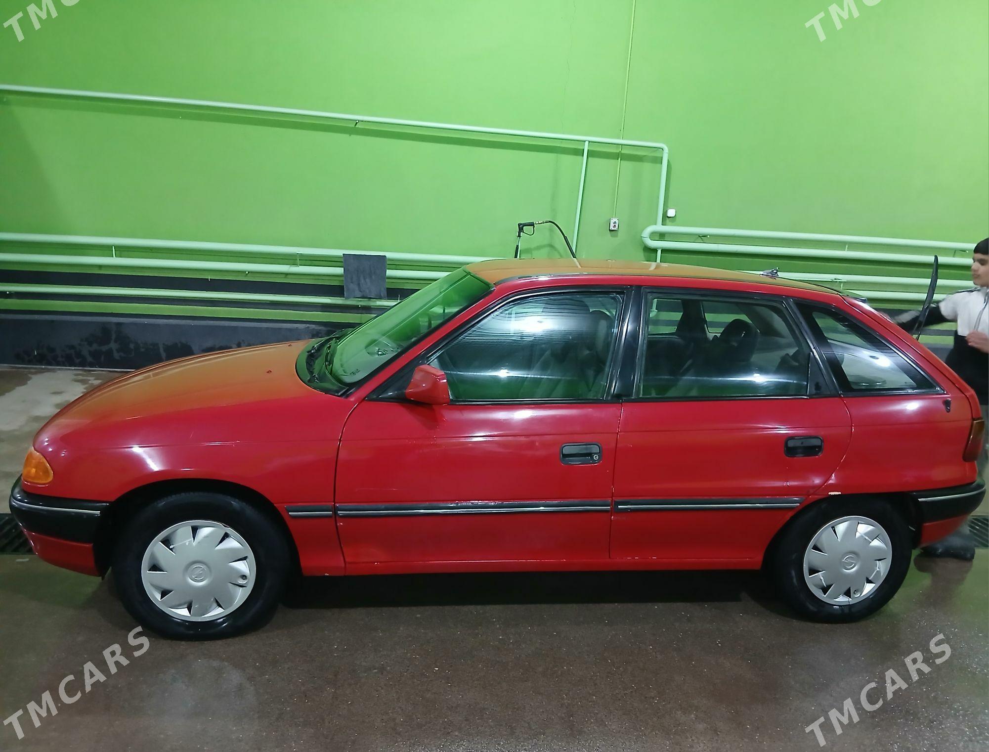 Opel Astra 1993 - 50 000 TMT - Губадаг - img 2