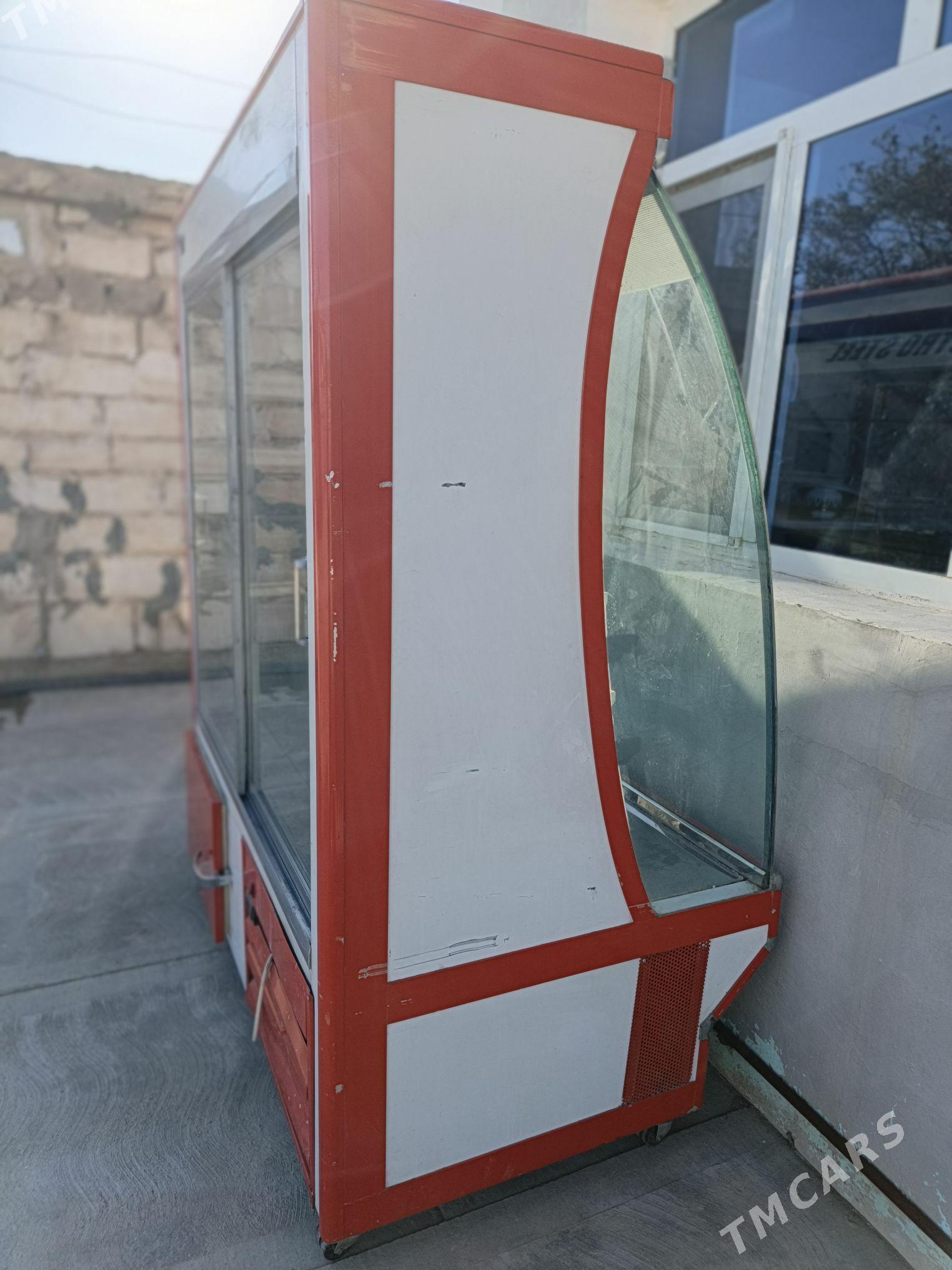 vitrina - Balkanabat - img 2