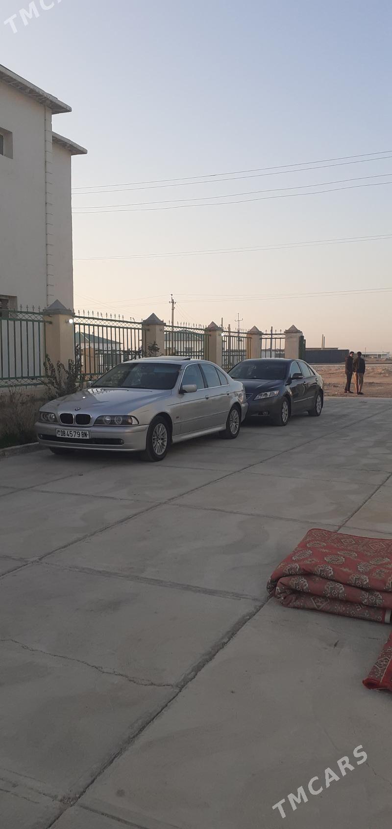 BMW 525 2002 - 125 000 TMT - Балканабат - img 2