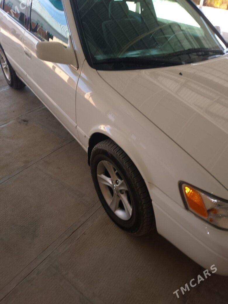 Toyota Camry 1998 - 130 000 TMT - Sakarçäge - img 1