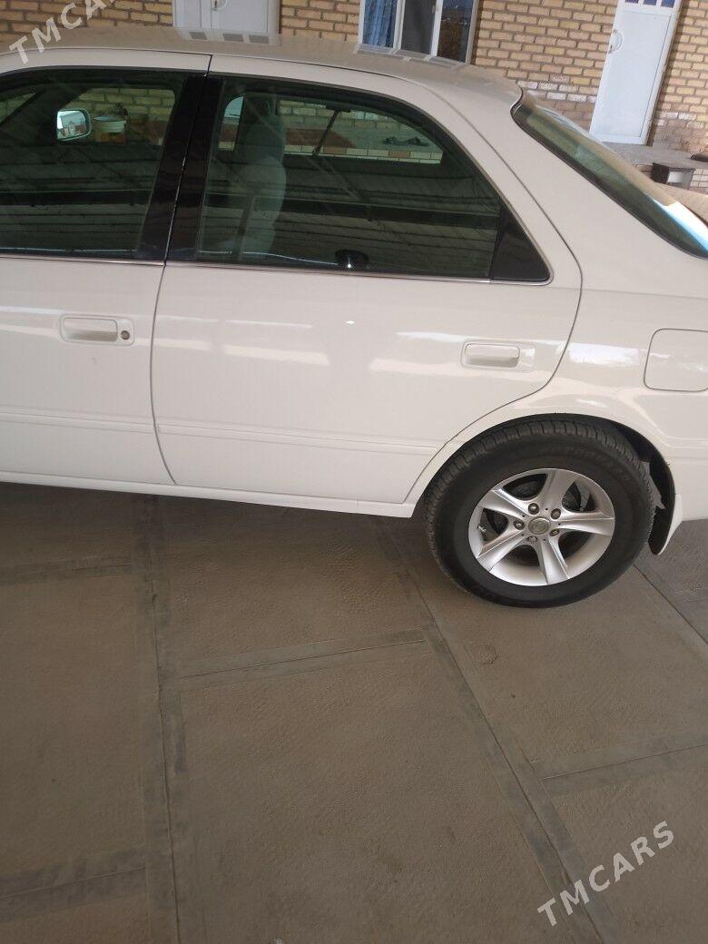 Toyota Camry 1998 - 130 000 TMT - Sakarçäge - img 5