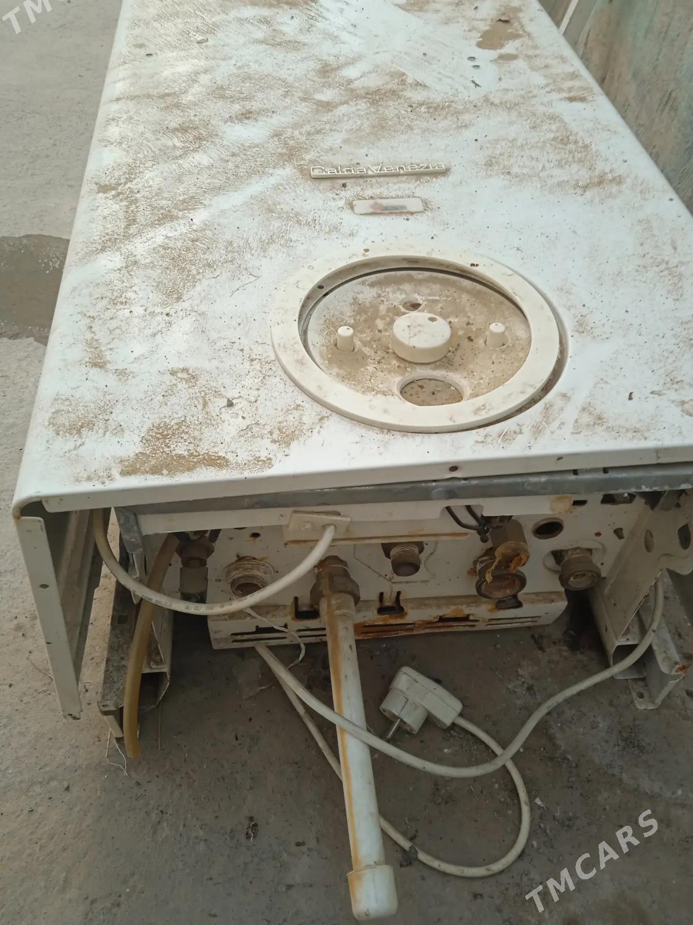 suw gyzdyryjy - Aşgabat - img 1