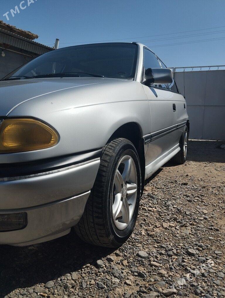 Opel Astra 1993 - 45 000 TMT - Gyzylarbat - img 4