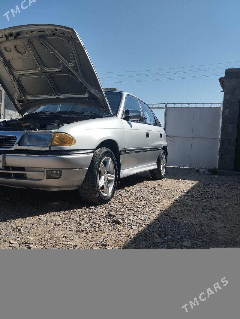 Opel Astra 1993 - 45 000 TMT - Gyzylarbat - img 3