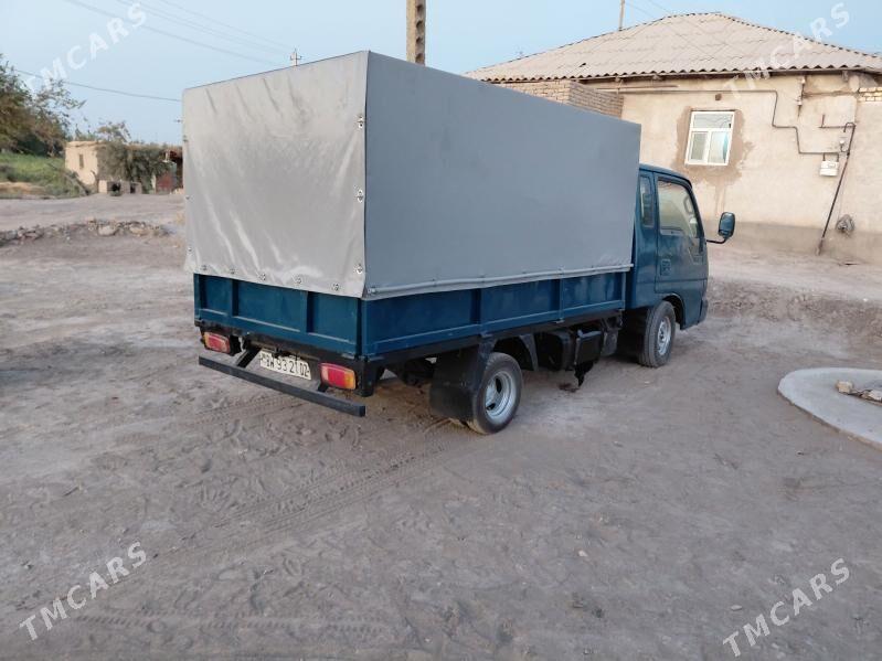 Kia Bongo 2001 - 110 000 TMT - Gubadag - img 1