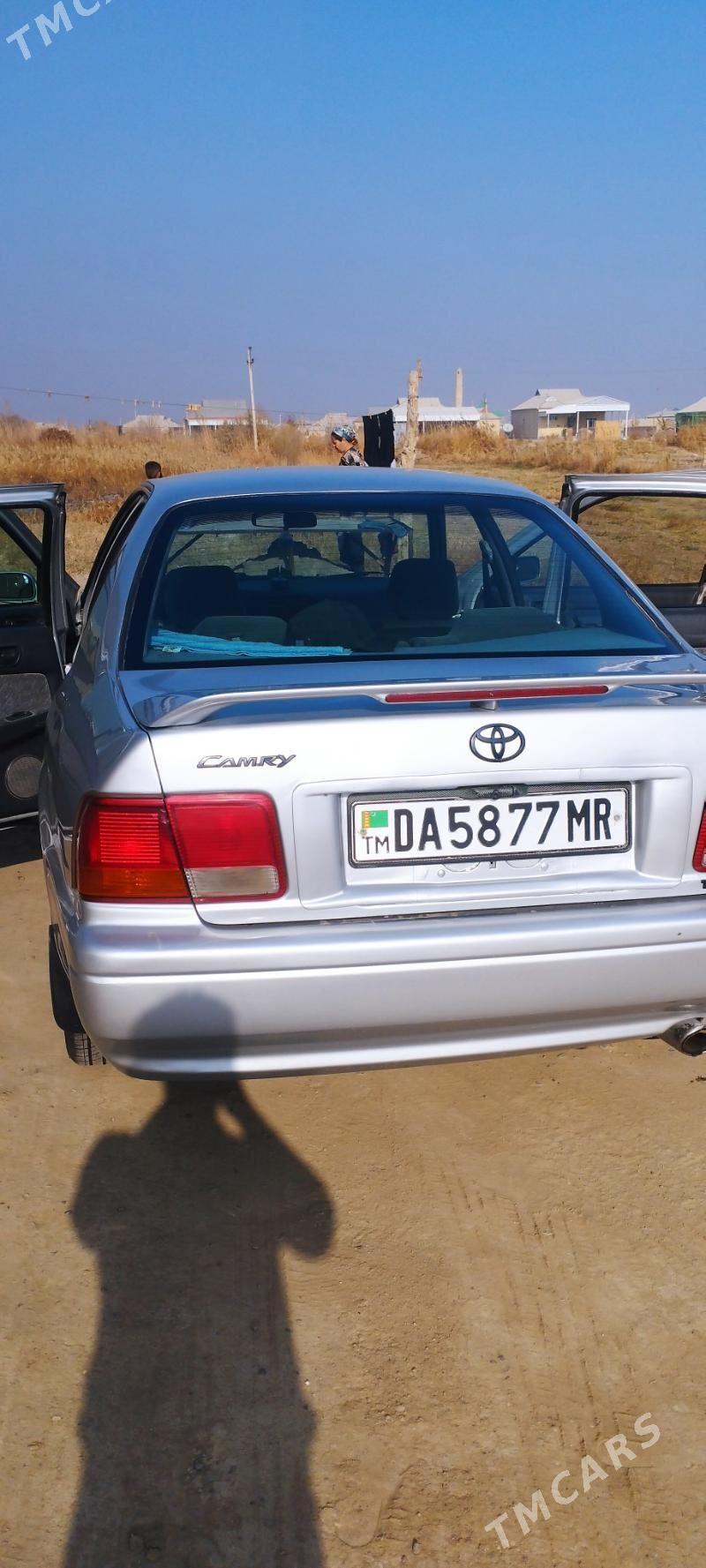 Toyota Vista 1994 - 69 000 TMT - Sakarçäge - img 7