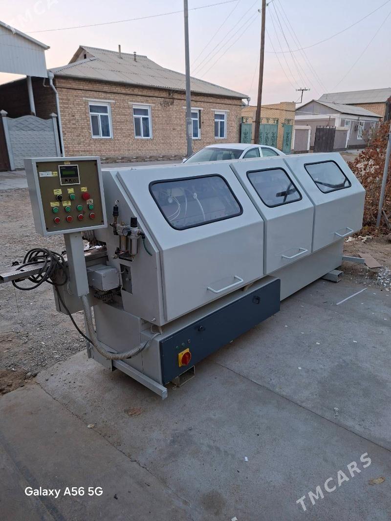 Bant stanok frezeli - Сакарчага - img 1