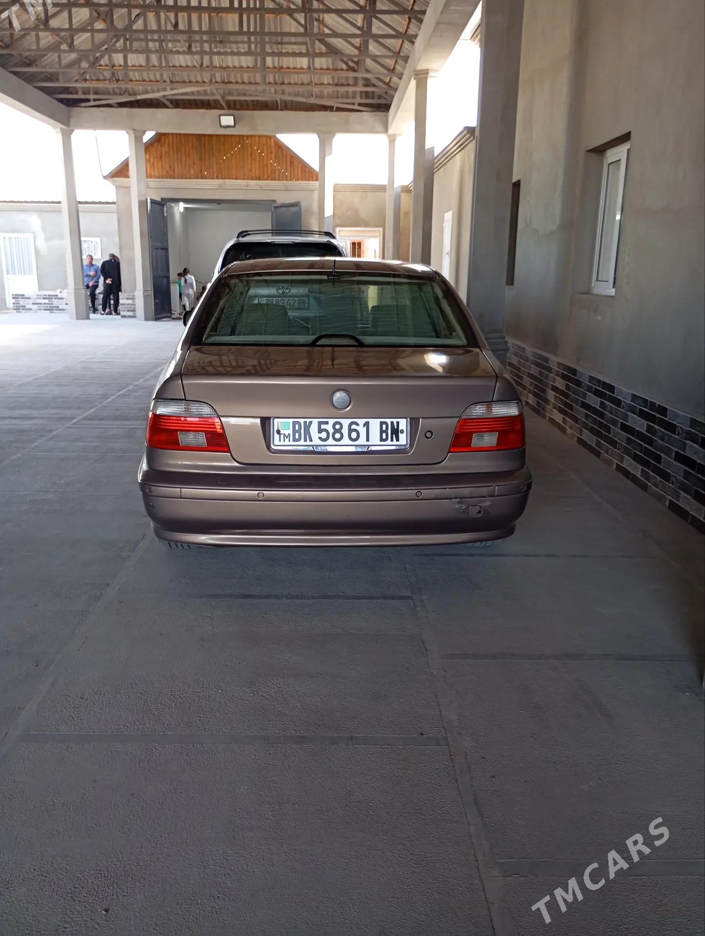 BMW 525 2002 - 96 000 TMT - Jebel - img 4