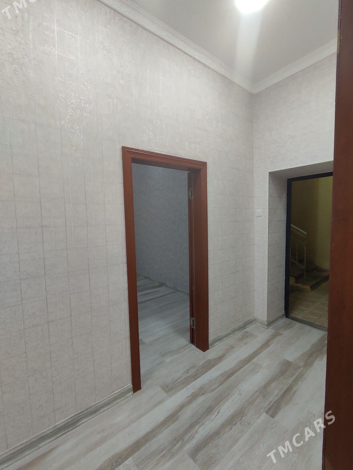 2хкомн 1этаж высокие пот - Türkmenbaşy - img 9