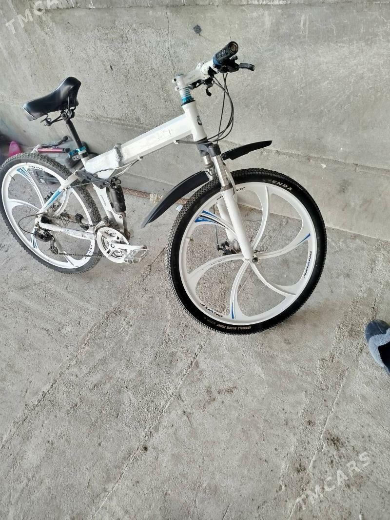 BMW tigir - Бахарден - img 1