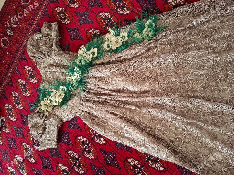 PALTO KOYNEKLER - Aşgabat - img 3