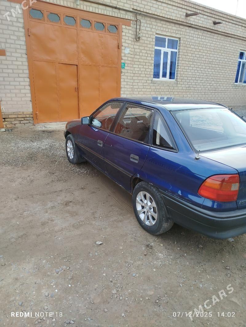 Opel Astra 1993 - 52 000 TMT - Дашогуз - img 2