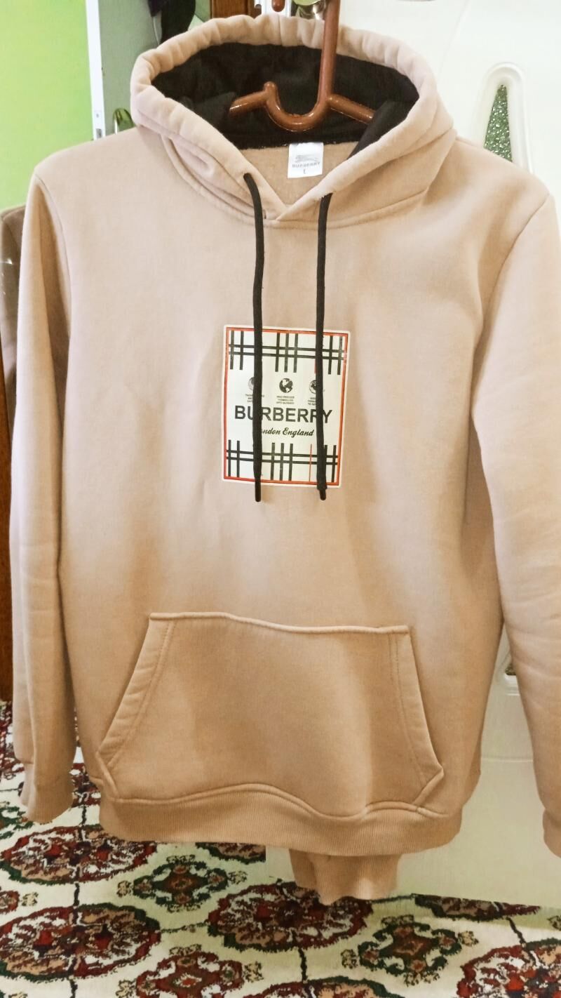 SPORTIVKA  BURBERRY - Aşgabat - img 2