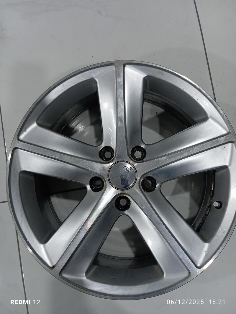 Camry diska 17lik 1 400 TMT - Balkanabat - img 1