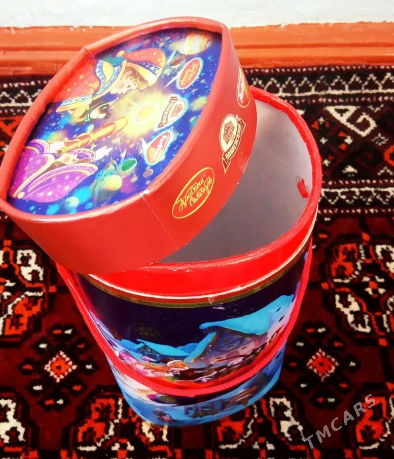 Täze ýyl gutusy - 6 мкр - img 1