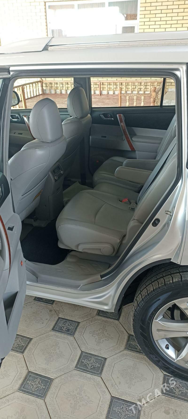 Toyota Highlander 2010 - 316 000 TMT - Мары - img 5