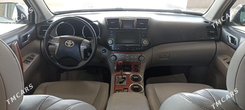 Toyota Highlander 2010 - 316 000 TMT - Мары - img 7