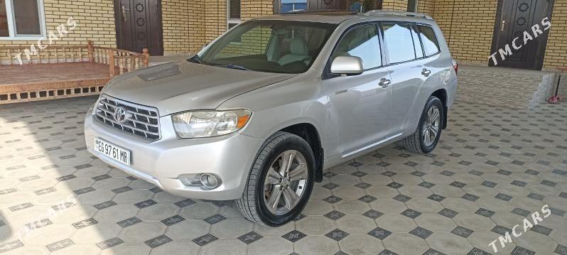 Toyota Highlander 2010 - 316 000 TMT - Мары - img 1