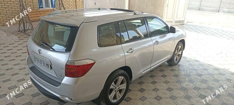 Toyota Highlander 2010 - 316 000 TMT - Мары - img 3