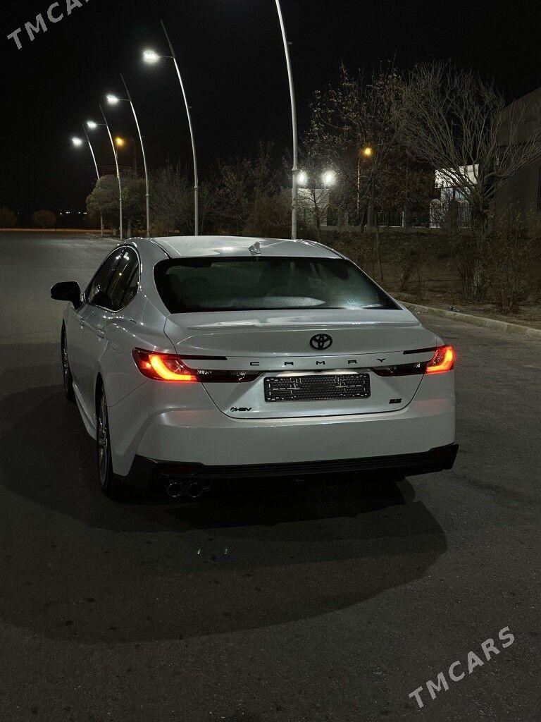 Toyota Camry Hybrid 2025 - 470 000 TMT - Анев - img 3