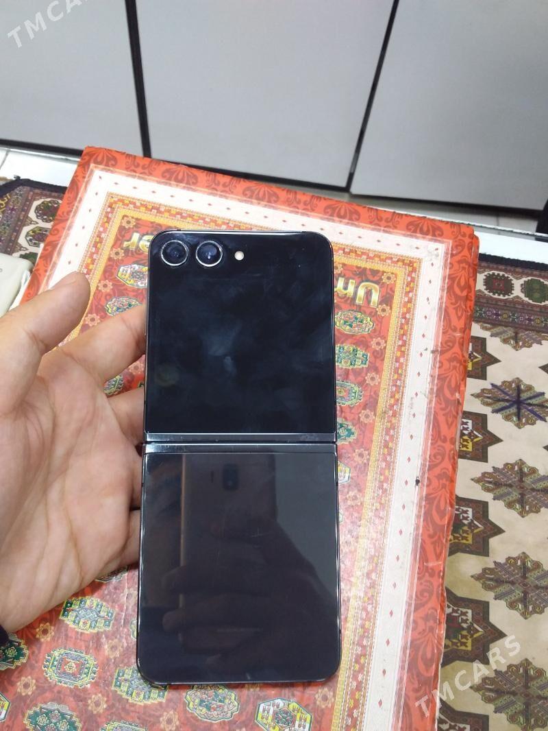 Z FLIP 5 8/256 - Howdan "B" - img 5