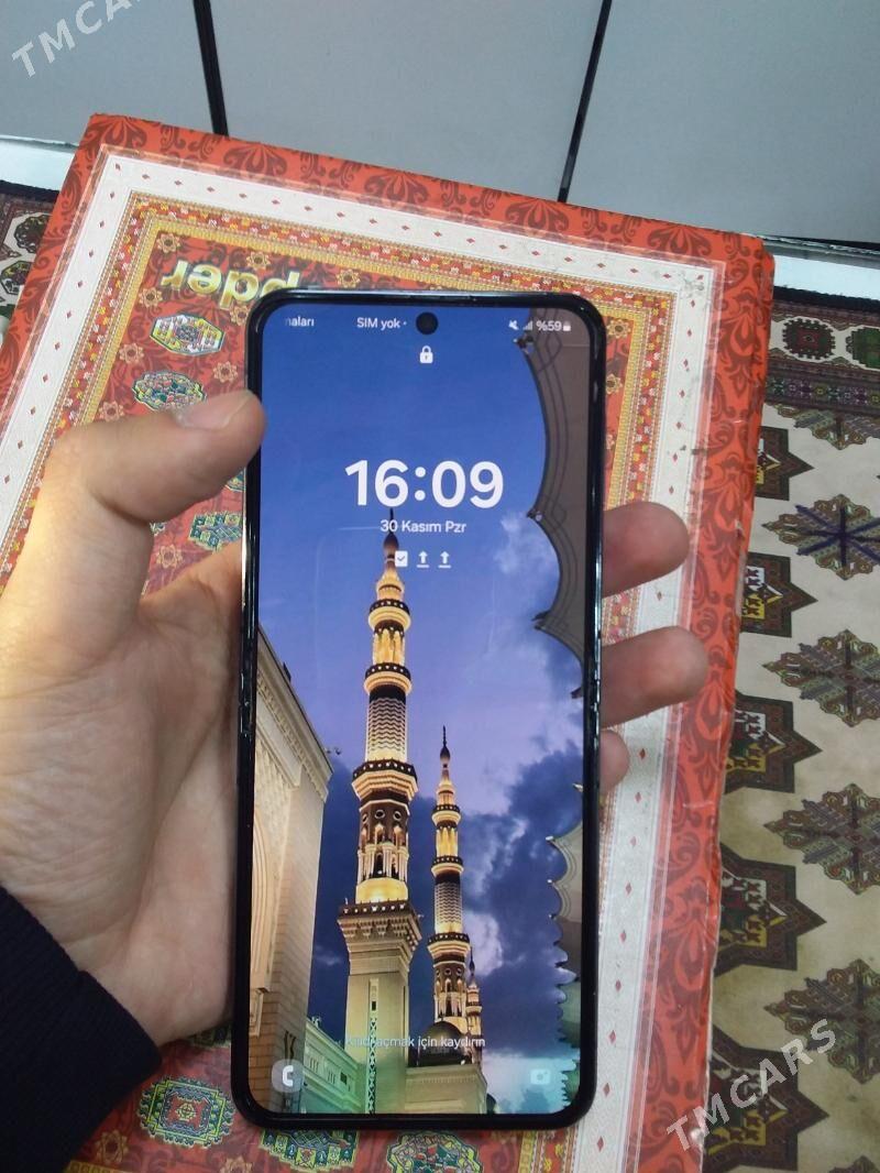 Z FLIP 5 8/256 - Howdan "B" - img 4