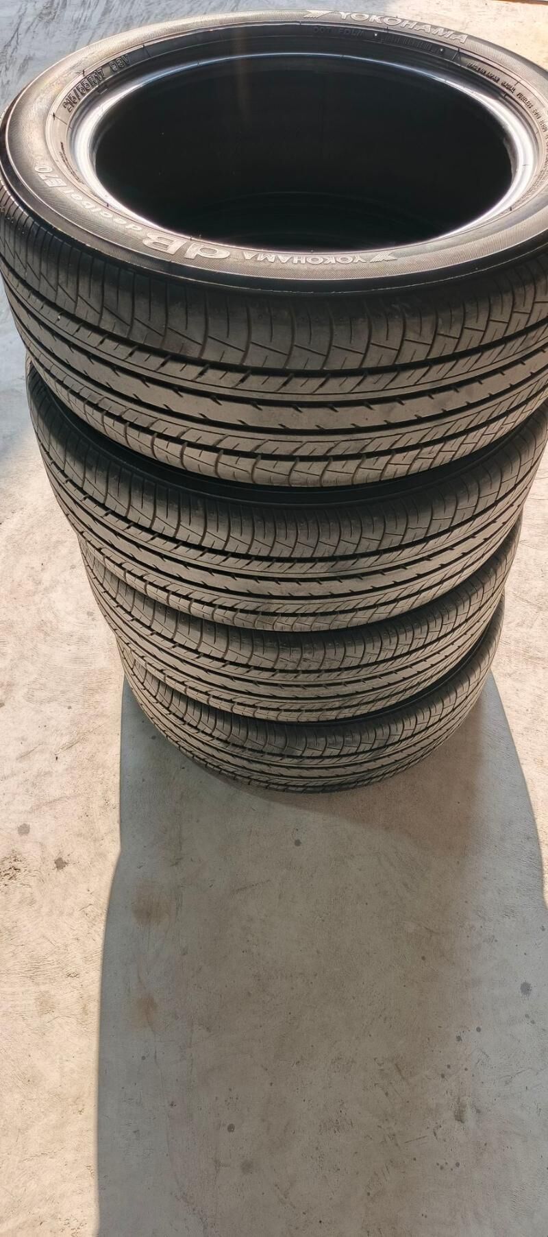 215 55 17 Yokohama 23Y 2 800 TMT - Garadamak - img 4