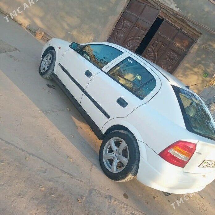 Opel Astra 2000 - 80 000 TMT - Гурбансолтан Едже - img 1