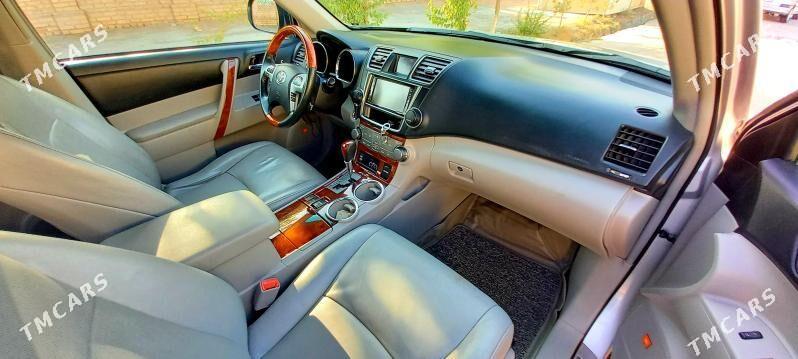 Toyota Highlander 2011 - 370 000 TMT - Туркменабат - img 4