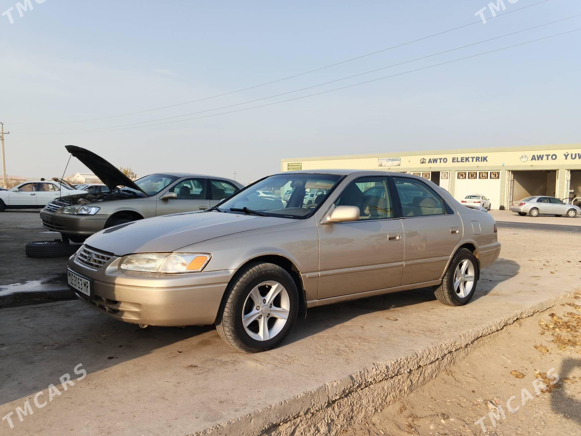 Toyota Camry 1998 - 130 000 TMT - Mary - img 1