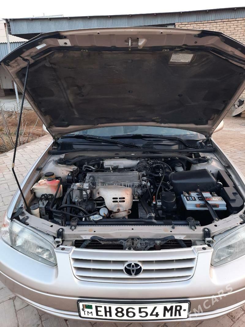 Toyota Camry 1997 - 160 000 TMT - Baýramaly - img 4