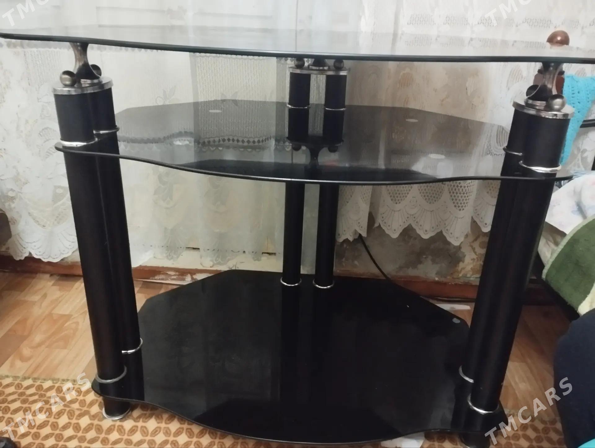 Стеклянный Стол - Büzmeýin GRES - img 1