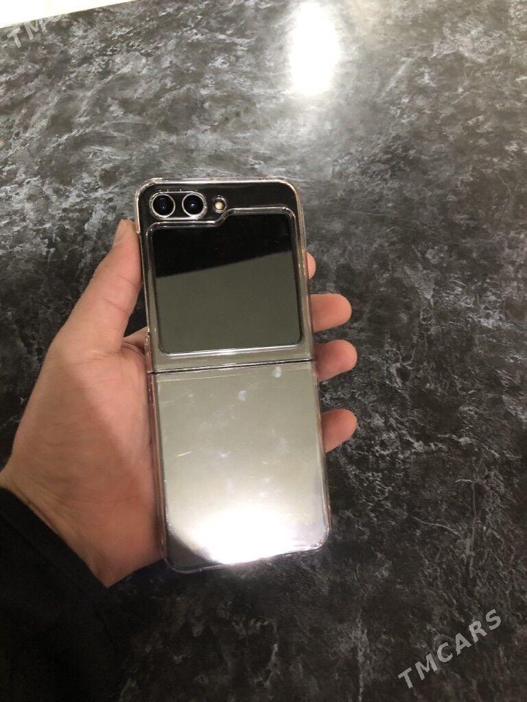 Z flip 4 - Balkanabat - img 2