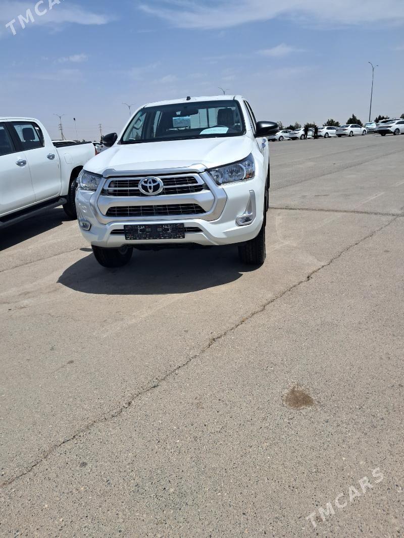 Toyota Hilux 2025 - 610 000 TMT - Ашхабад - img 1