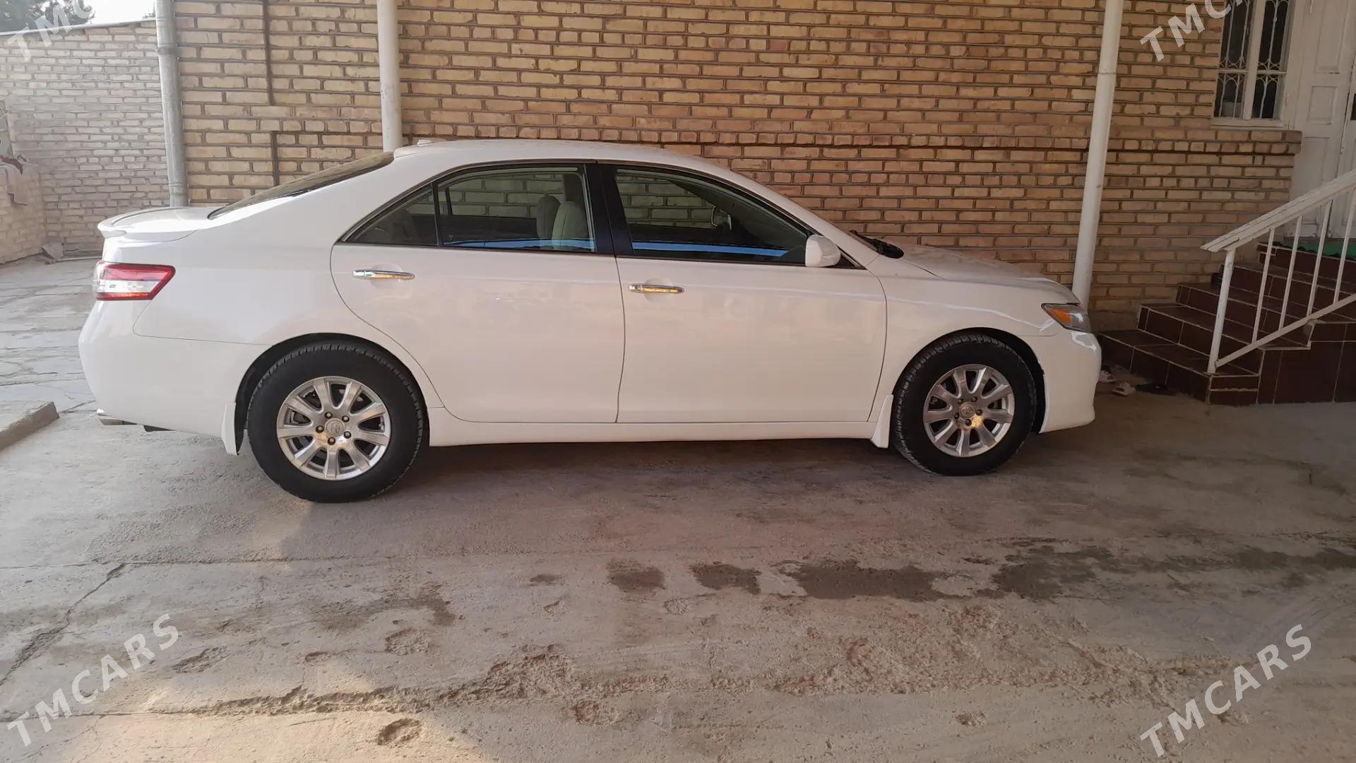 Toyota Camry 2010 - 193 000 TMT - Mary - img 4