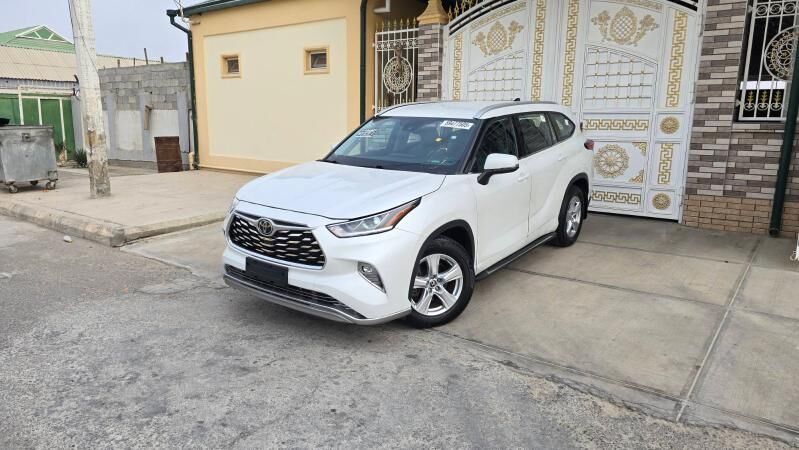 Toyota Highlander 2022 - 520 000 TMT - Ашхабад - img 8