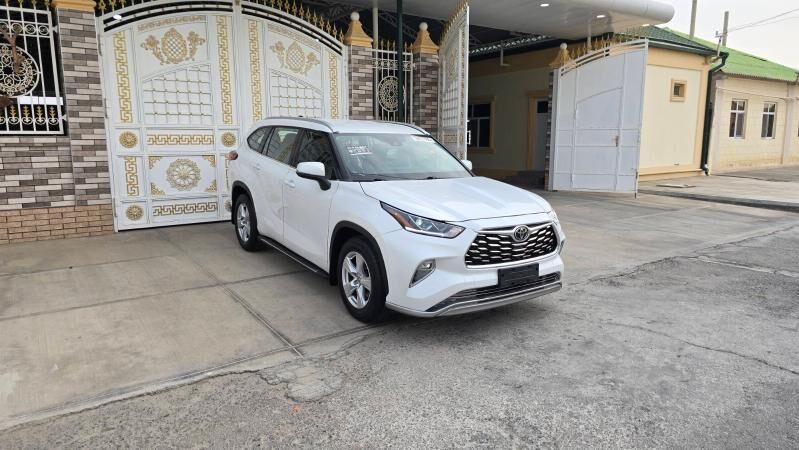 Toyota Highlander 2022 - 520 000 TMT - Ашхабад - img 2