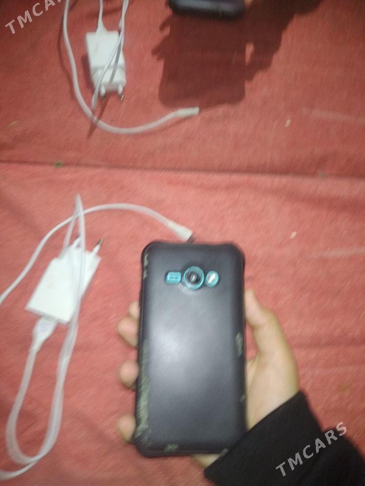 Samsung J1 ACE - Бахарден - img 4