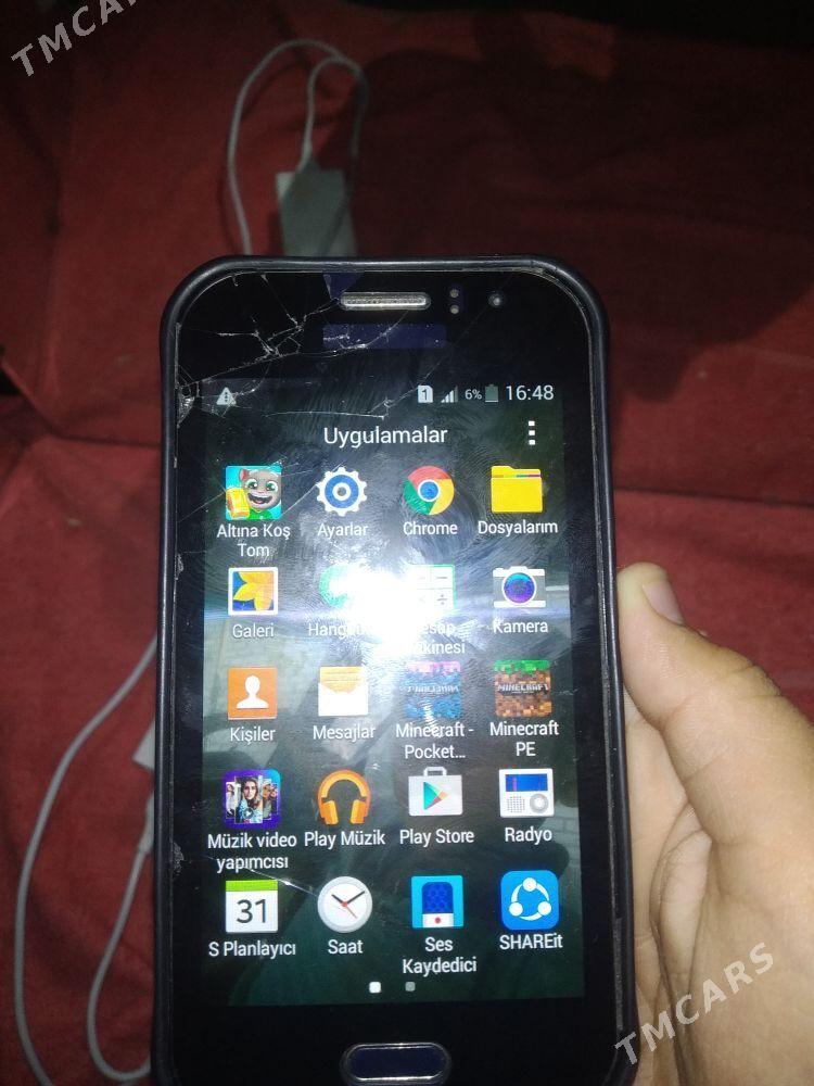 Samsung J1 ACE - Бахарден - img 2