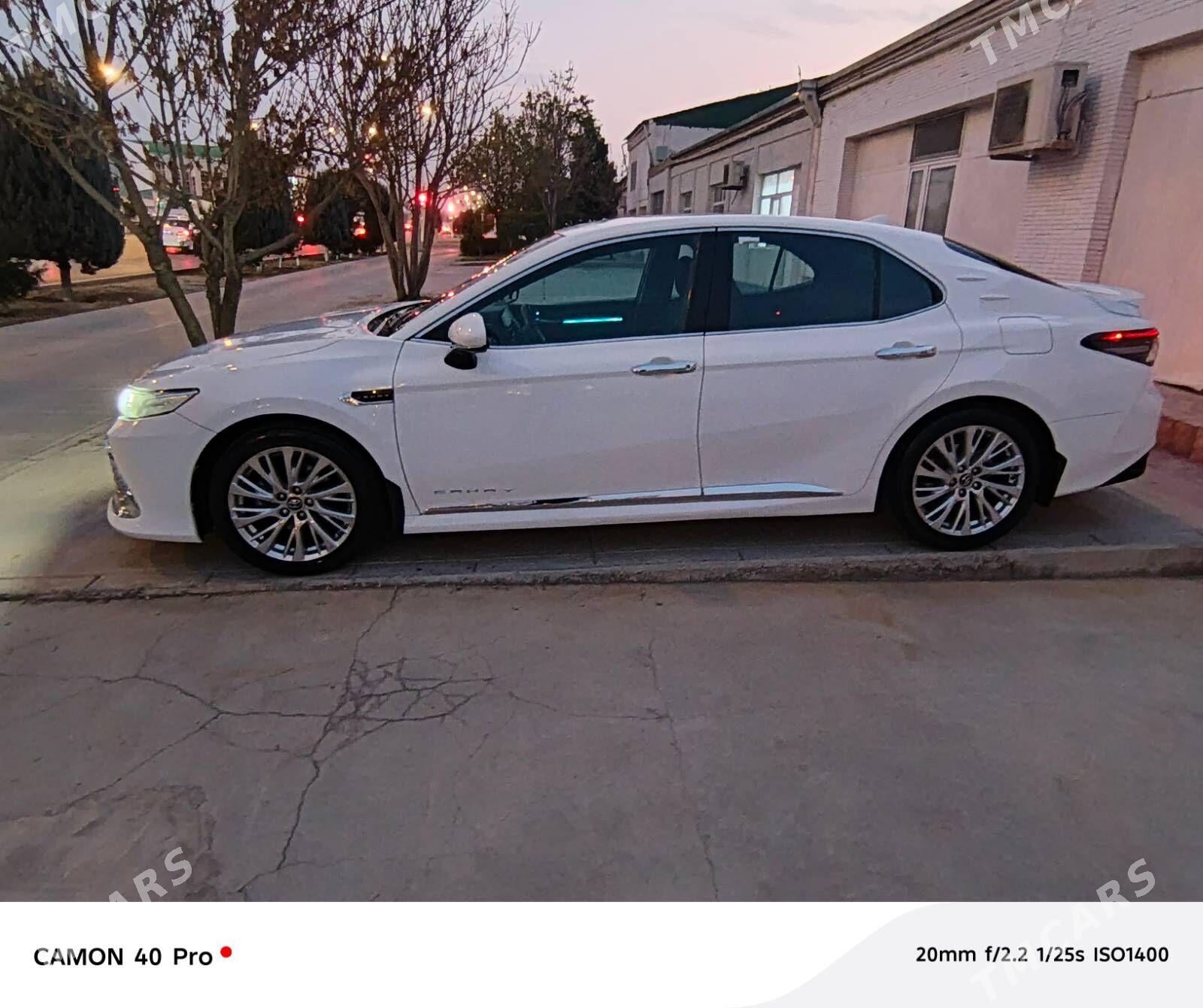 Toyota Camry 2021 - 295 000 TMT - Ашхабад - img 2