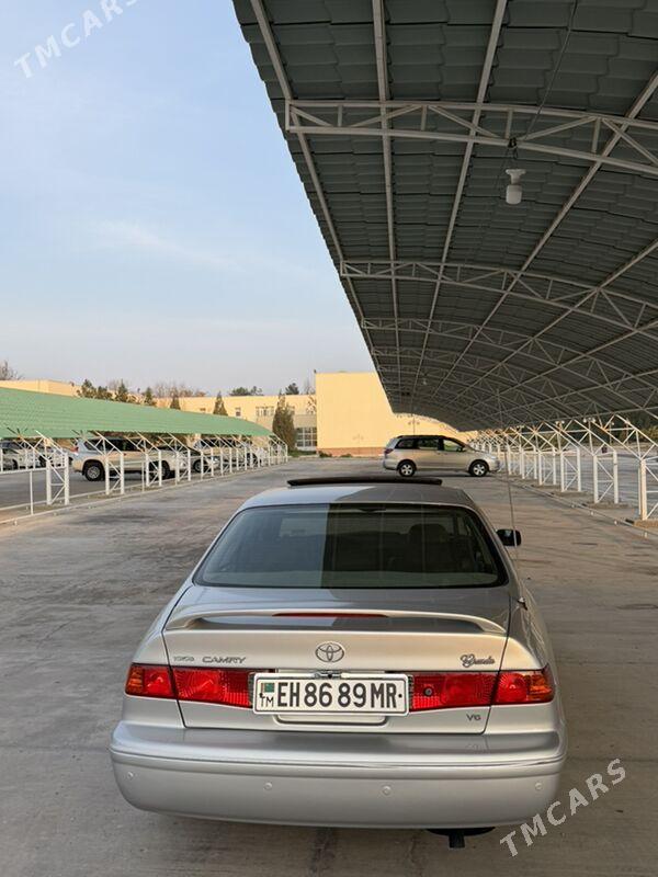 Toyota Camry 2001 - 190 000 TMT - Байрамали - img 1