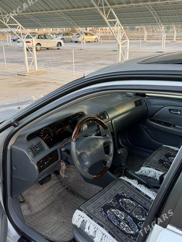 Toyota Camry 2001 - 190 000 TMT - Байрамали - img 3