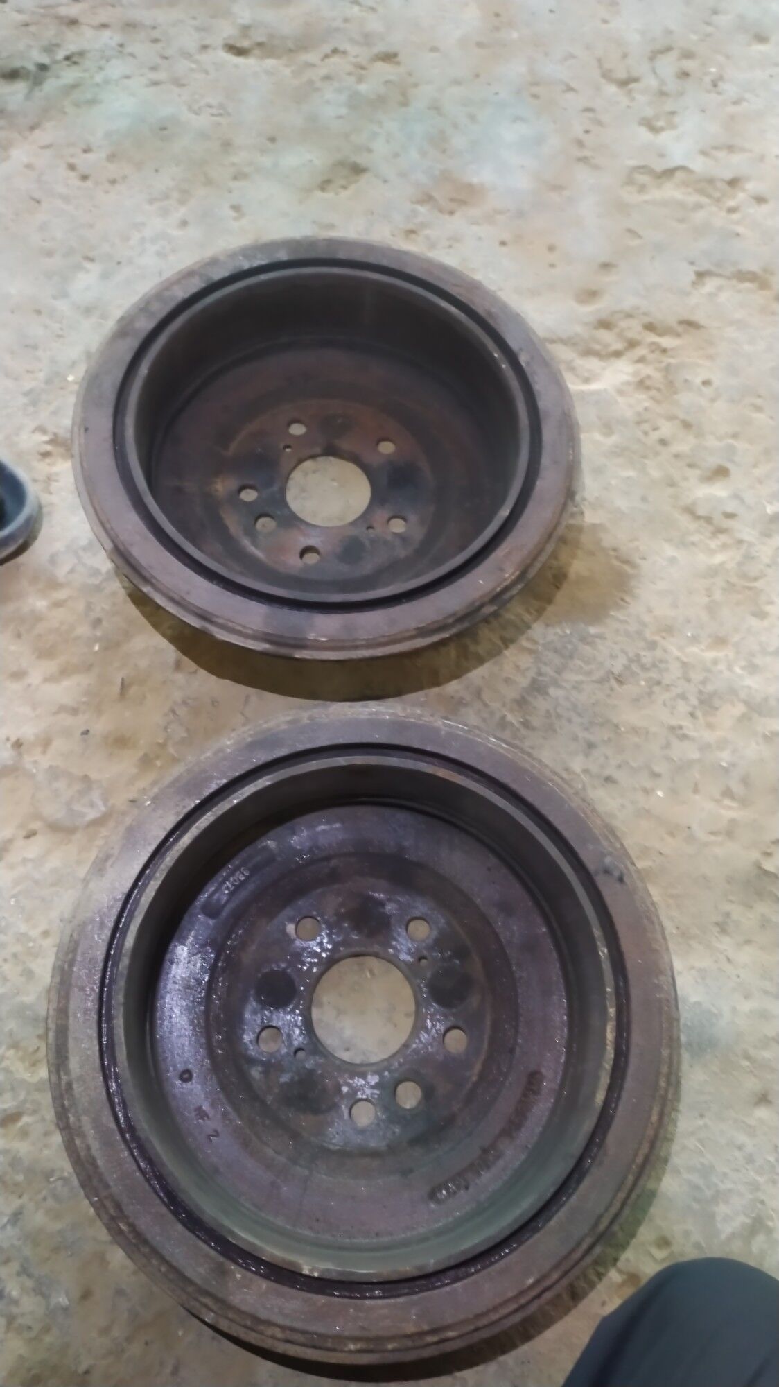 prostoy sienna baraban yzy 700 TMT - Мары - img 1