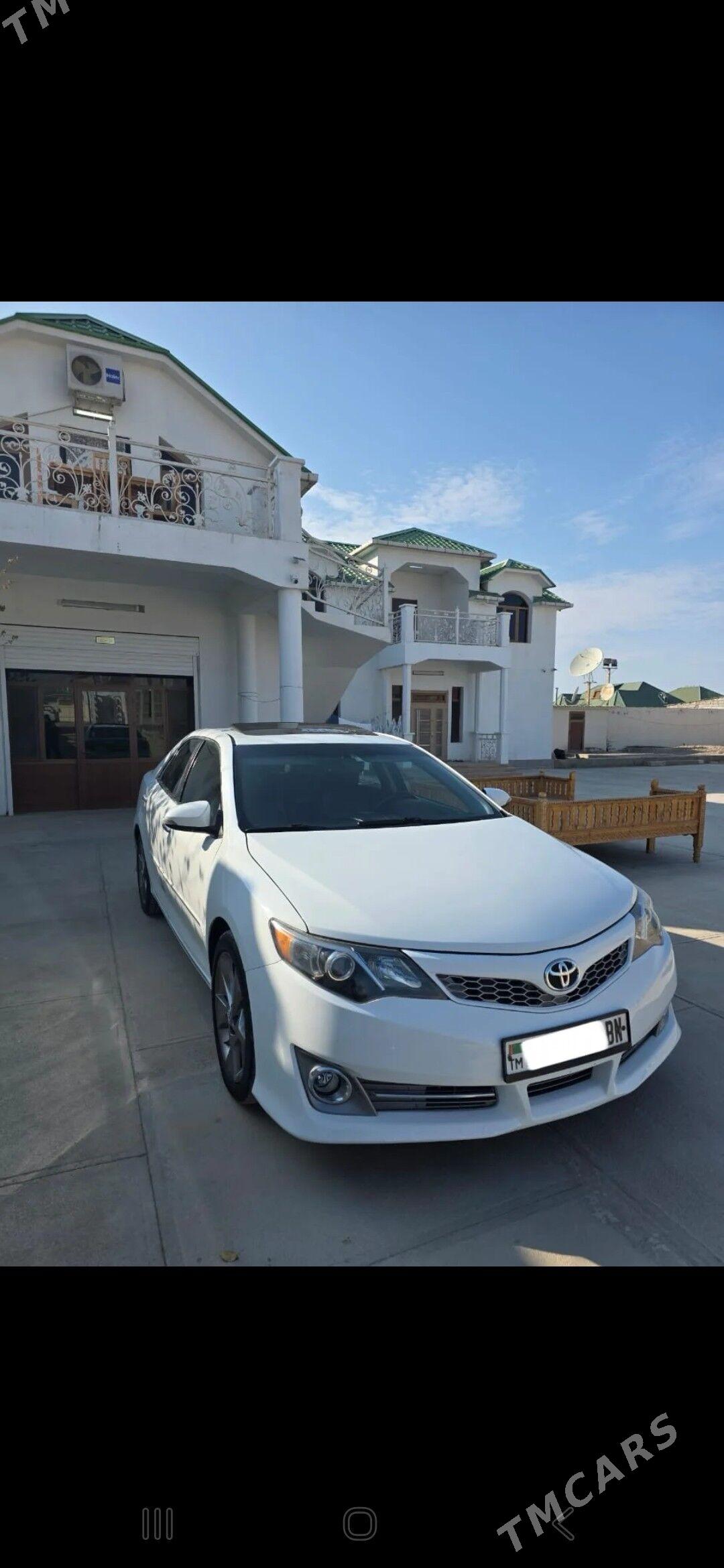 Toyota Camry 2013 - 250 000 TMT - Balkanabat - img 1