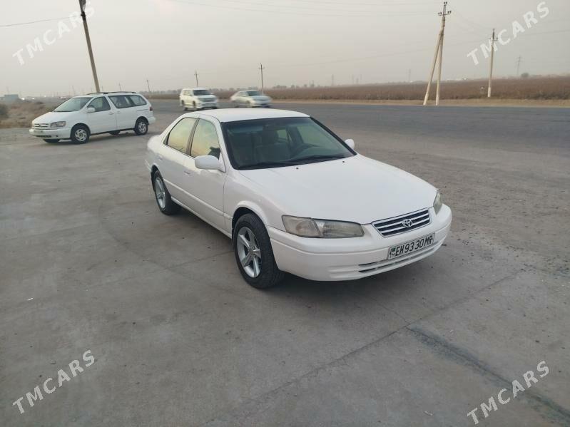 Toyota Camry 1999 - 130 000 TMT - Mary - img 1