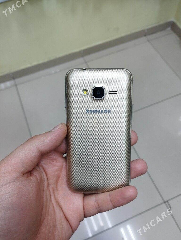 Samsung J 1 mini - Garaşsyzlygyň 15 ýyllygy Söwda Merkezi - img 1
