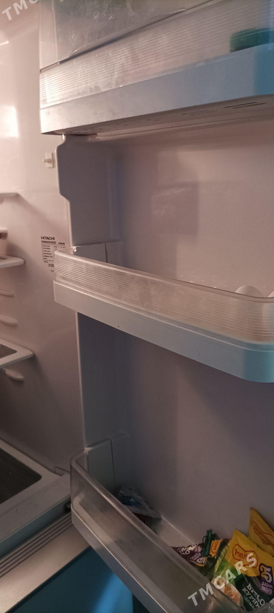 холодильник Hitachi - Мары - img 4