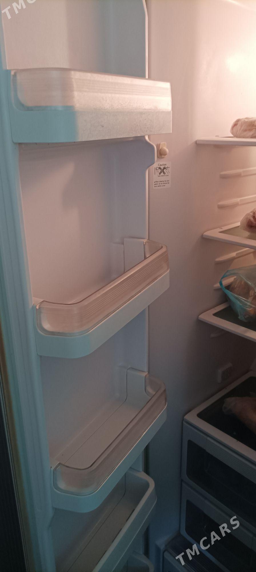 холодильник Hitachi - Мары - img 5