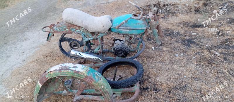 Fekon FK150-8G 2005 - 2 200 TMT - Bäherden - img 1